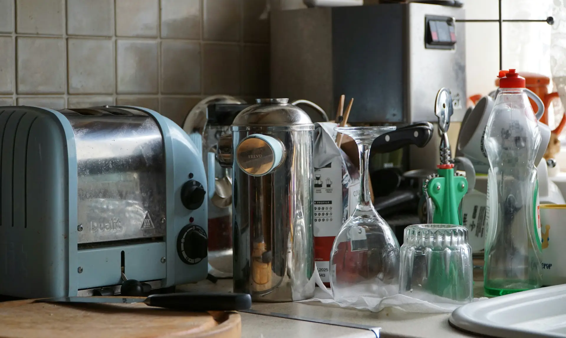 How to maximize storage in a small kitchen? 10 clever tips