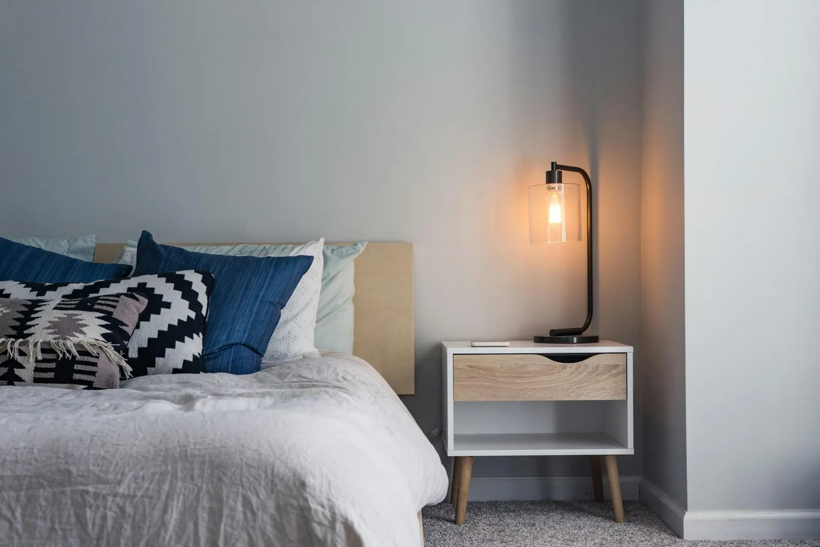 How to arrange your furniture for maximum comfort and style
